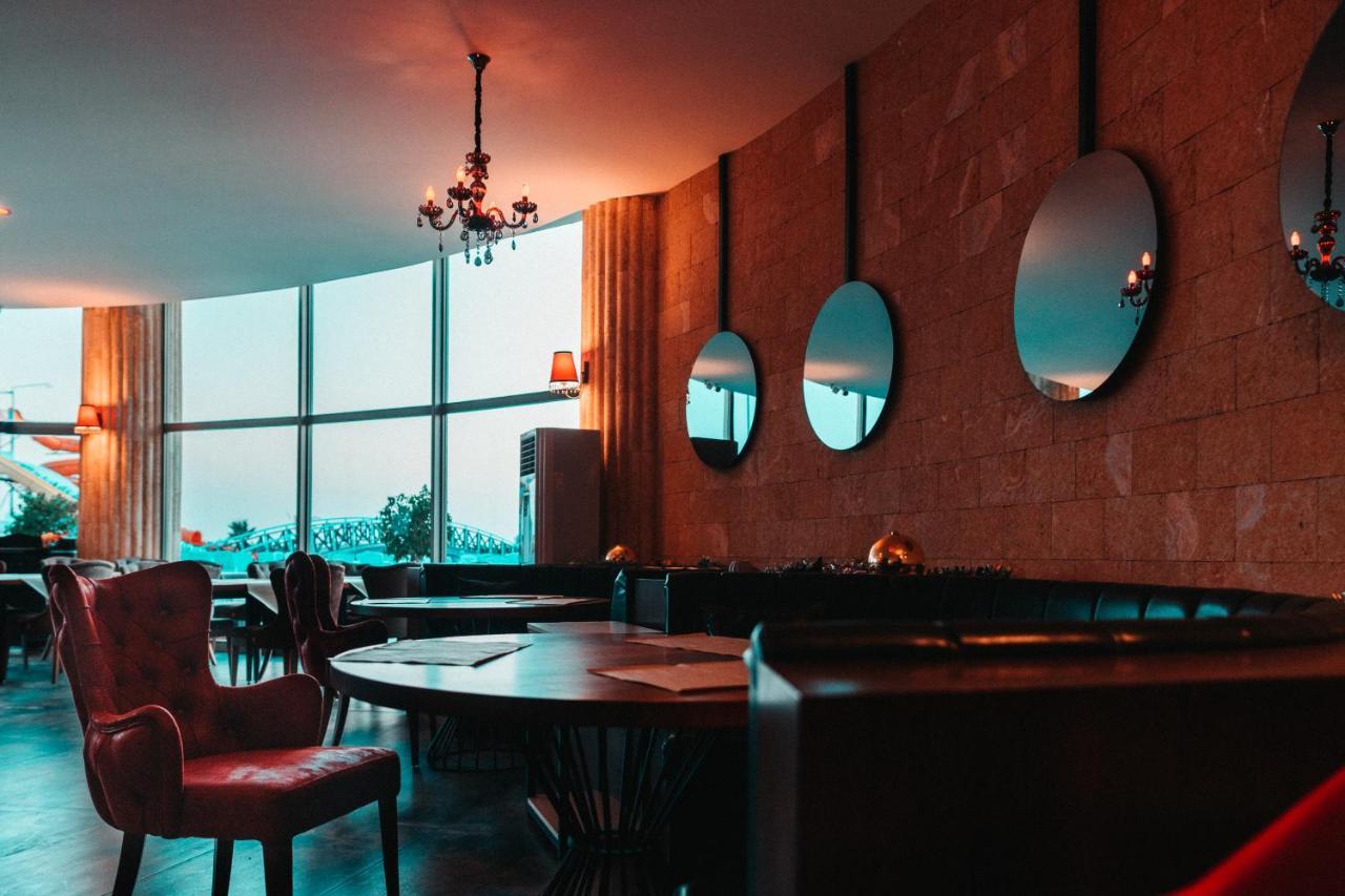 Edelweiss A Block Hotel Residence Trikomo Bagian luar foto