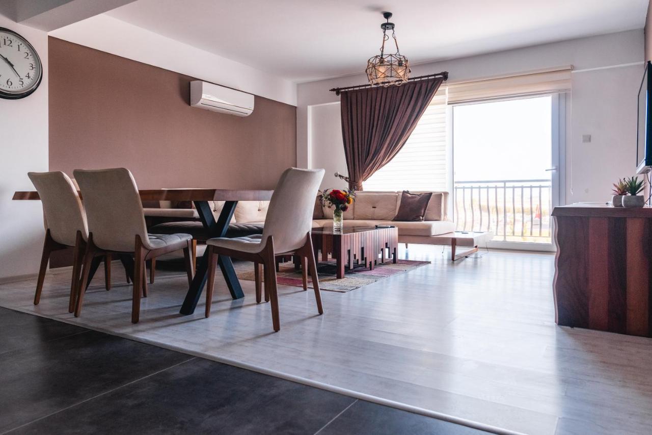 Edelweiss A Block Hotel Residence Trikomo Bagian luar foto